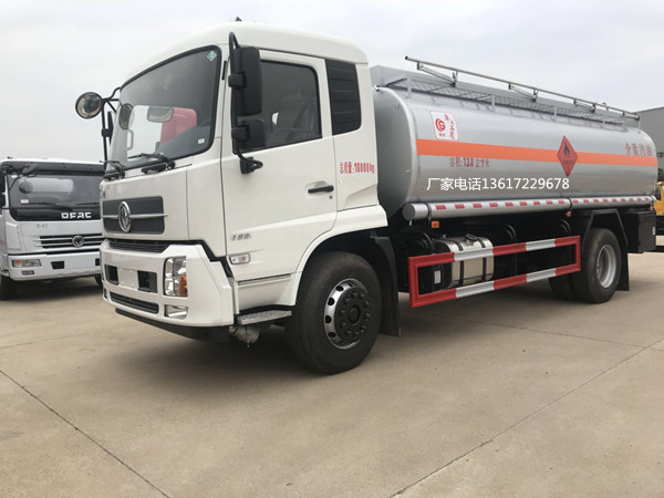 東風(fēng)天錦油罐車（國(guó)五）
